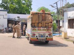 पुलिस-एसटीएफ की संयुक्त छापेमारी, दो तस्कर गिरफ्तार