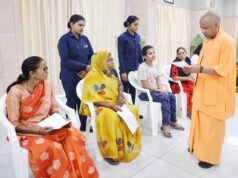 चुनाव प्रचार से पहले योगी का जनता दर्शन, अधिकारियों को समयसीमा में समाधान के आदेश