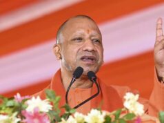 योगी ने बंगाल में तृकां को घेरा, बोले- राम के नाम और दुर्गा पूजा से ममता दीदी को नफरत, सड़कों पर कराती हैं इफ्तार पार्टी