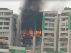 इंदिरापुरम हाईराइज में आग से हड़कंप: गौर ग्रीन एवेन्यू में 8 फ्लैट प्रभावित, दमकल की 20 गाड़ियां मौके पर