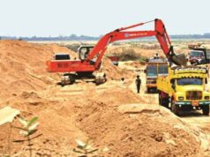 अवैध खनन पर प्रशासन का शिकंजा: खारंग नदी हादसे के बाद वाहन मालिक पर केस दर्ज