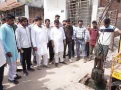 ऊर्जा मंत्री तोमर ने उपनगर ग्वालियर में नाला निर्माण एवं सीवर लाइन का किया निरीक्षण