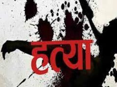 गांव में पत्नी का सिर काटकर घूमता रहा पति, चरित्र पर शक के चलते किया खौफनाक कृत्य