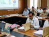 डीएम डॉ. वीके सिंह का बड़ा एक्शन: जनशिकायत निस्तारण में ढिलाई पर अफसरों पर गिरी गाज