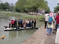 तेज रफ्तार बस रेलिंग तोड़ रामगंगा नहर में पलटी, बचाव कार्य जारी
