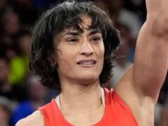 6 महीने के नोटिस नियम पर अटकी विनेश की एंट्री, WFI कर रहा UWW के जवाब का इंतजार