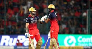 IPL लीग स्टेज के आखिरी मैच में RCB और SRH आमने-सामने