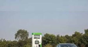 इलेक्ट्रिक व्हीकल को बढ़ावा: केंद्र सरकार ने 4800 नए EV चार्जिंग स्टेशन को दी मंजूरी