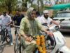 साइकिल यात्रा में दिखा अनोखा अंदाज: विधायक कंचन तनवे के काफिले में चली ई-कार