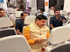 CM डॉ. यादव ने किया दिल्ली मेट्रो में सफर, PM मोदी के पब्लिक ट्रांसपोर्ट संदेश को अपनाया