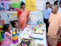 शिक्षामित्रों को दिया मंत्र: प्यार से पढ़ाएं, मारपीट कभी नहीं, घर-घर जाकर बच्चों को स्कूल लाएं