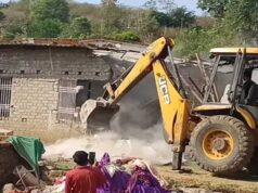 डबरीपानी में कार्रवाई शुरू: बुलडोजर से महामाया पहाड़ के अतिक्रमण हटाए जाएंगे, पुलिस बल मौजूद
