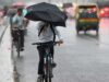 मौसम का कहर: 22 राज्यों में बारिश, उत्तराखंड में तूफान की चेतावनी
