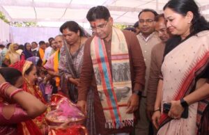 मंत्री टंक राम वर्मा का संदेश: सरकार की योजनाओं का लाभ हर पात्र हितग्राही तक पहुंचे