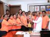 उप मुख्यमंत्री अरुण साव से फेडरेशन कप मिक्स्ड नेटबॉल चैंपियनशिप में रजत पदक जीतने वाले खिलाड़ियों ने की मुलाकात