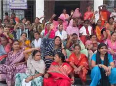 सड़क निर्माण के लिए उजड़ेंगे 1300 घर? पीड़ित परिवारों का नगर निगम पर प्रदर्शन