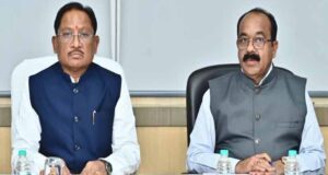 बैठक में गरजे CM साय: अधूरी रिपोर्ट पर PWD अधिकारी को लगाई कड़ी फटकार
