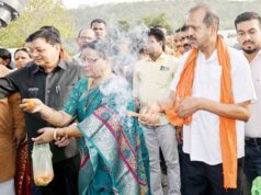 उद्योग मंत्री लखनलाल देवांगन व महापौर मती संजूदेवी राजपूत ने कार्य हेतु भूमिपूजन