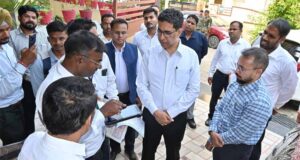 केंद्रीय सचिव ने परखी धरातल की हकीकत; सर्वे टीमें बढ़ाने के निर्देश