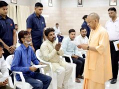 युवाओं से कहा- सरकार खूब नौकरियां निकाल रही, मेहनत से तैयारी कीजिए, किसी के पास जाने की आवश्यकता नहीं, योग्यता है तो नौकरी अवश्य मिलेगी